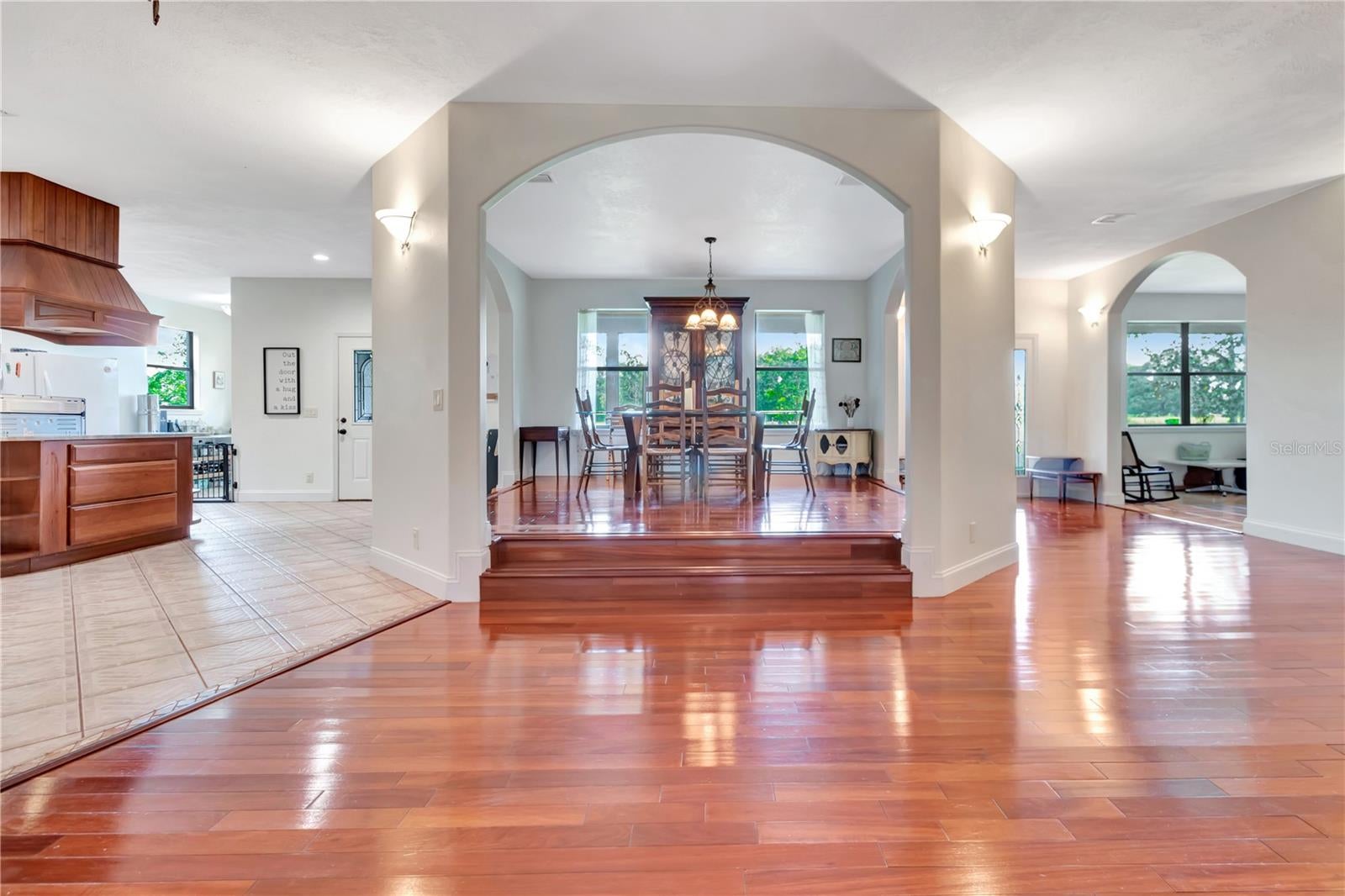 CENTER HILL, Florida, 33514, United States, 5 Bedrooms Bedrooms, ,4 BathroomsBathrooms,Residential,For Sale,1919942