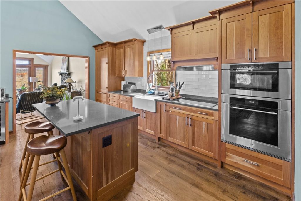 South Kortright, New York, 13842, United States, 3 Bedrooms Bedrooms, ,2 BathroomsBathrooms,Residential,For Sale,1986563