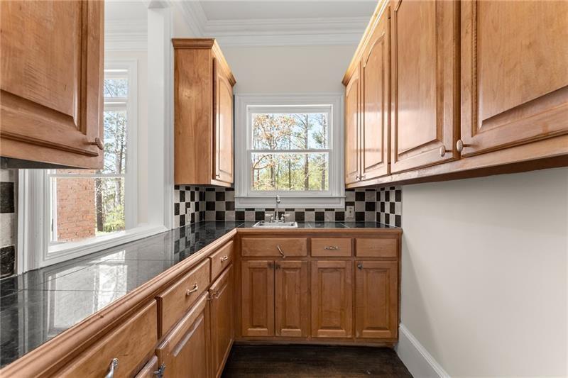 Alpharetta, Georgia, 30005, United States, 10 Bedrooms Bedrooms, ,13 BathroomsBathrooms,Residential,For Sale,1973838