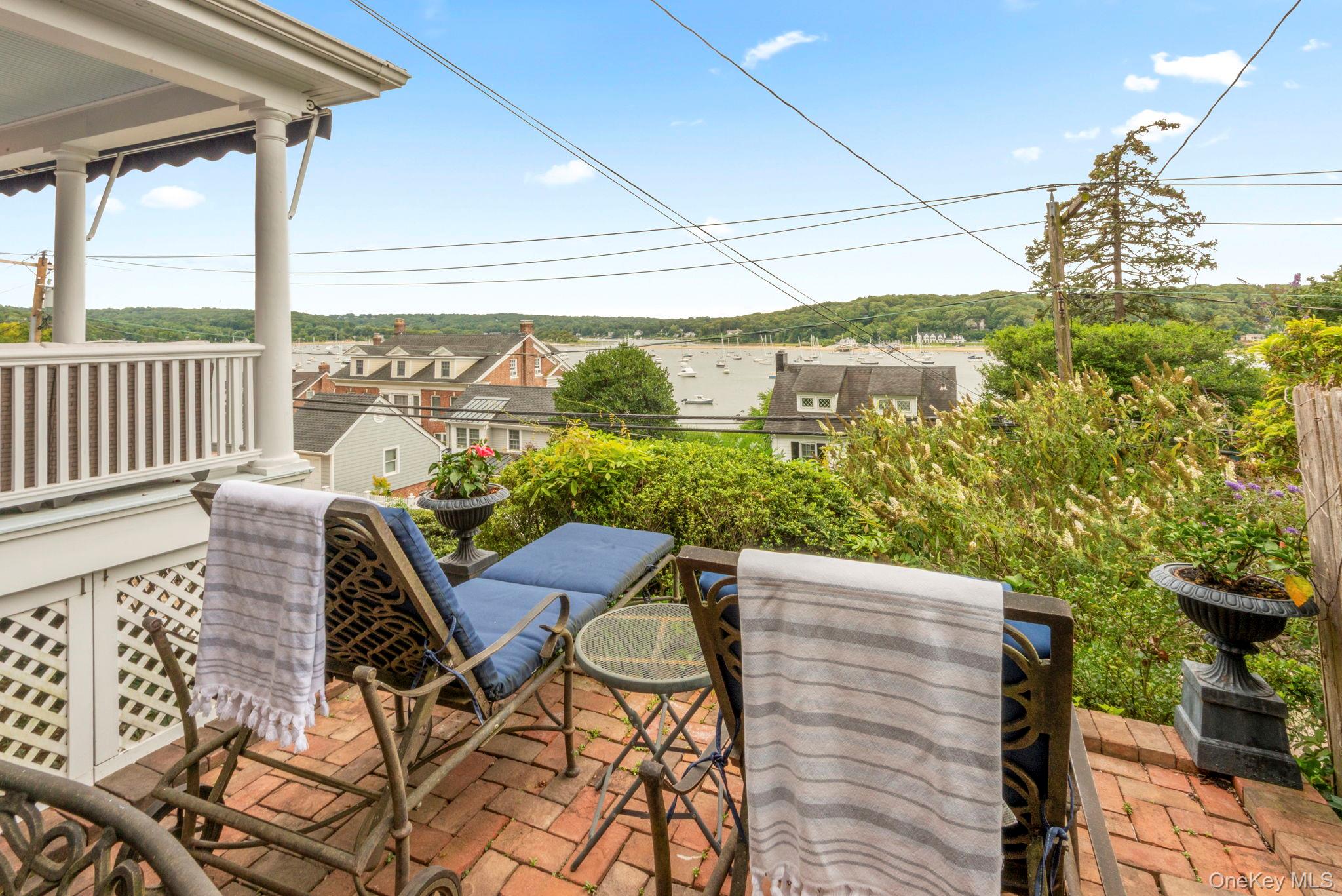 Northport, New York, 11768, United States, 3 Bedrooms Bedrooms, ,2 BathroomsBathrooms,Residential,For Sale,1925556