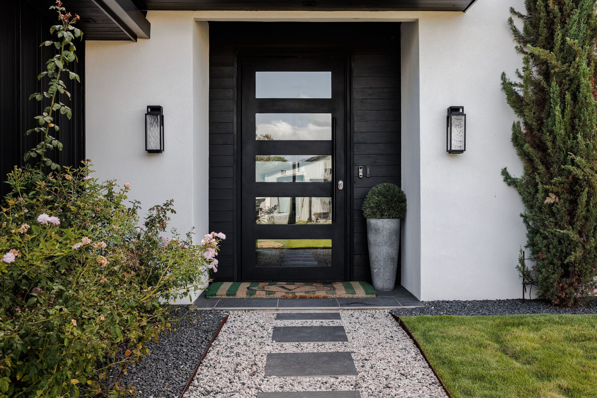  Modern Luxury Meets Timeless Elegance in Austin