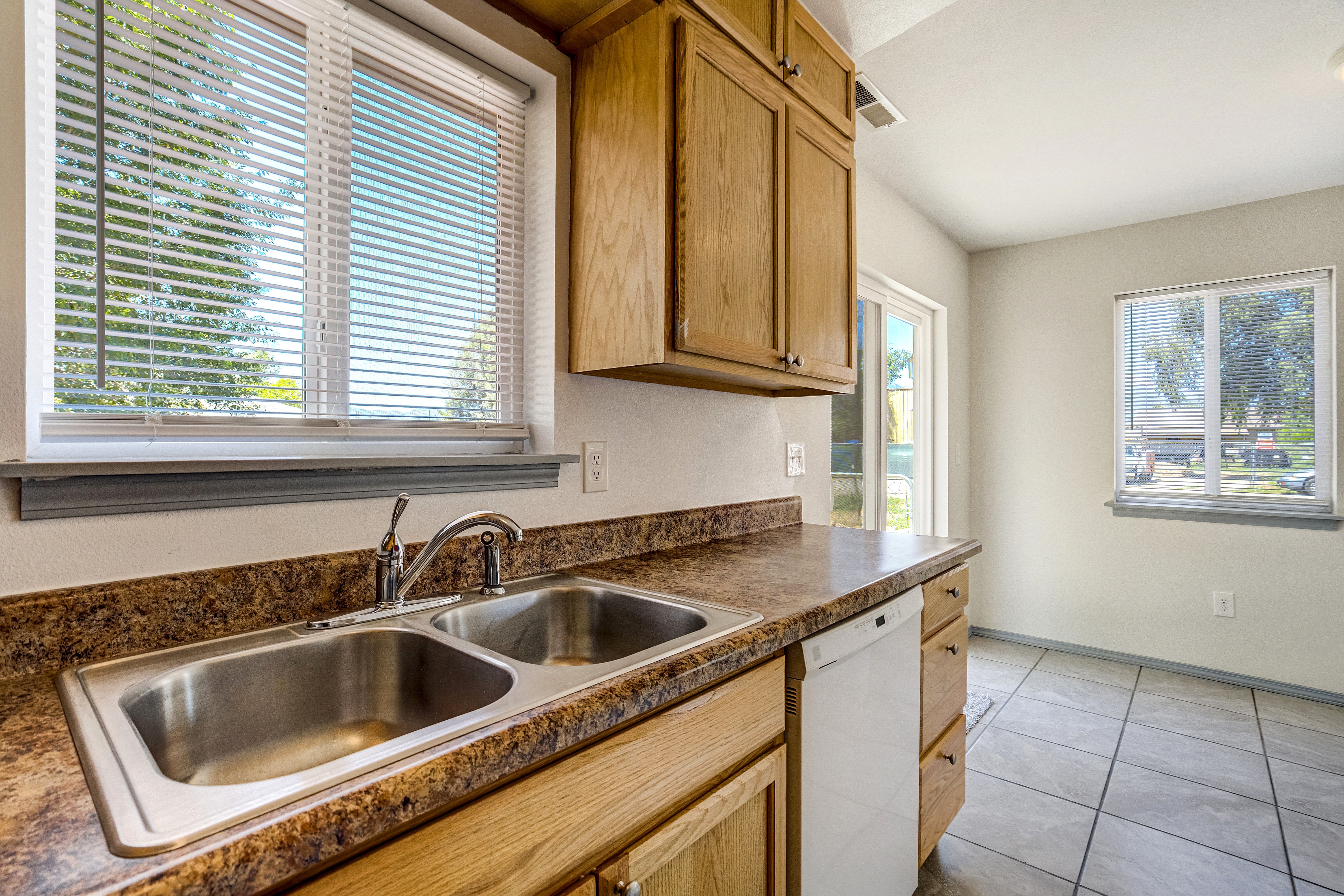  3025 Grandview Street, Colorado Springs, CO, 80907 - 物件實景