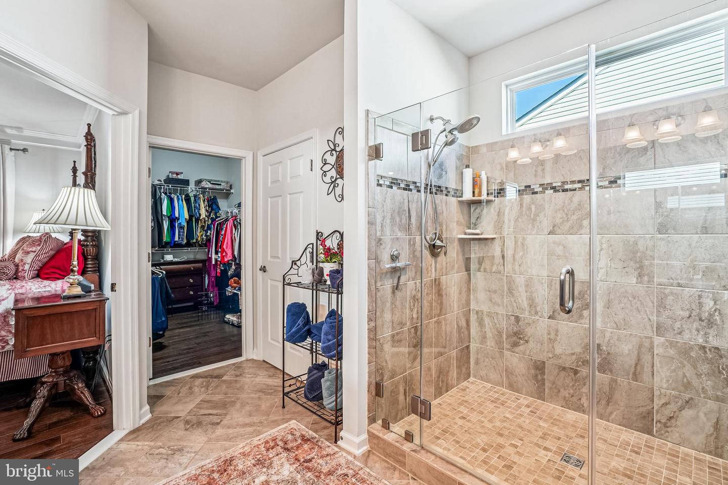 FREDERICKSBURG, Virginia, 22406, United States, 4 Bedrooms Bedrooms, ,4 BathroomsBathrooms,Residential,For Sale,1988261