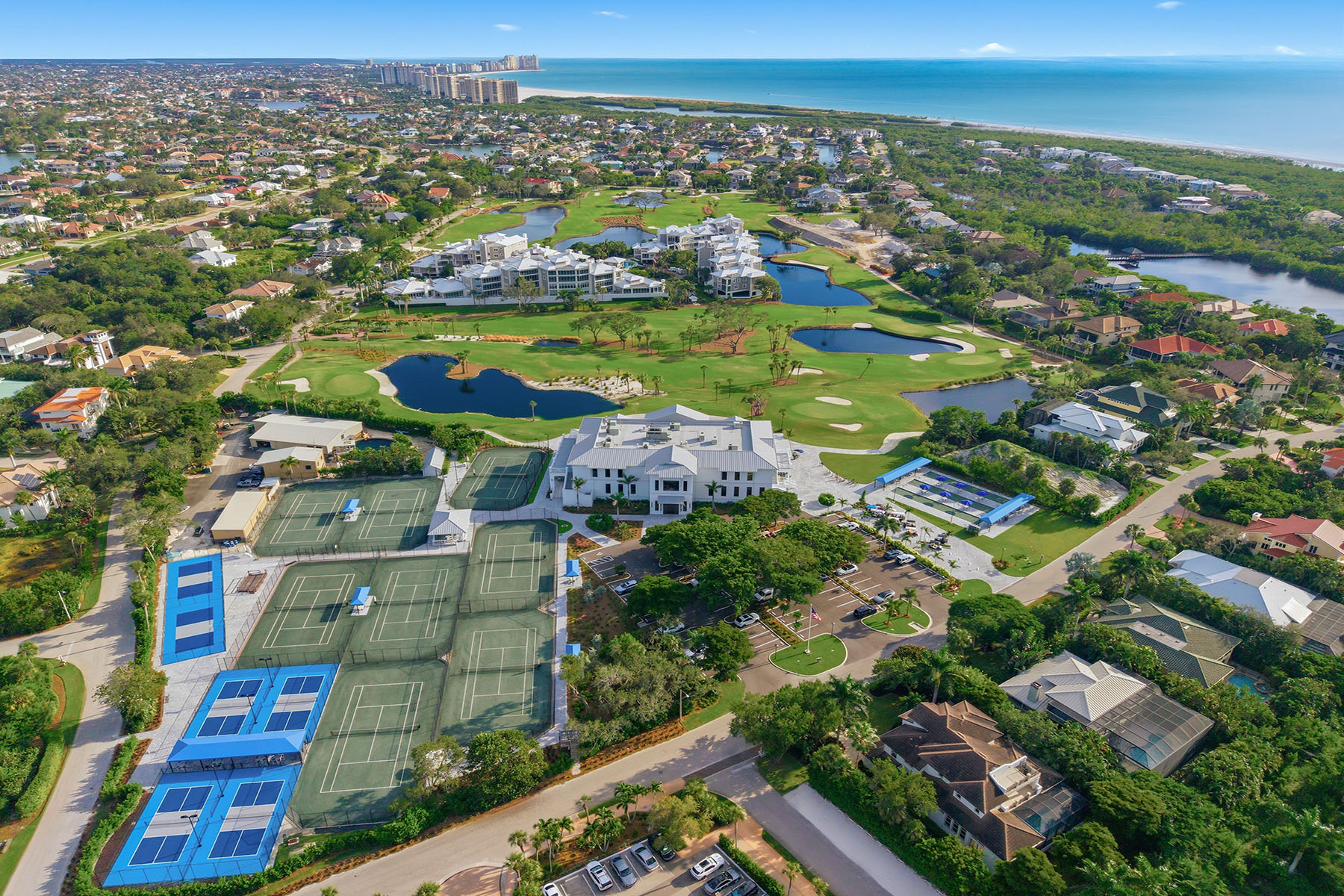  HIDEAWAY BEACH - ROYAL MARCO POINT - 物件實景