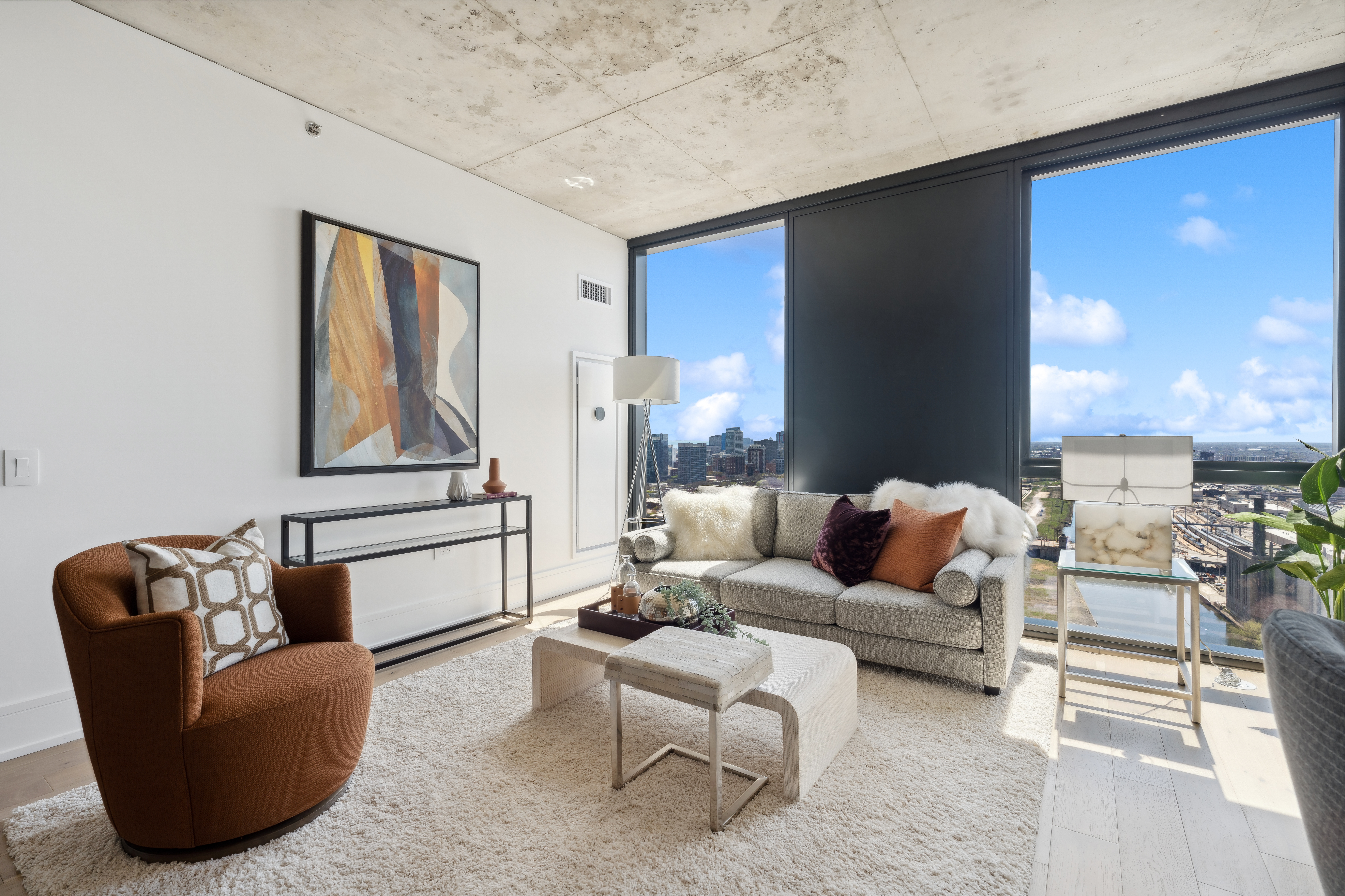  Experience Sophisticated Urban Living Like Never Before - 物件實景