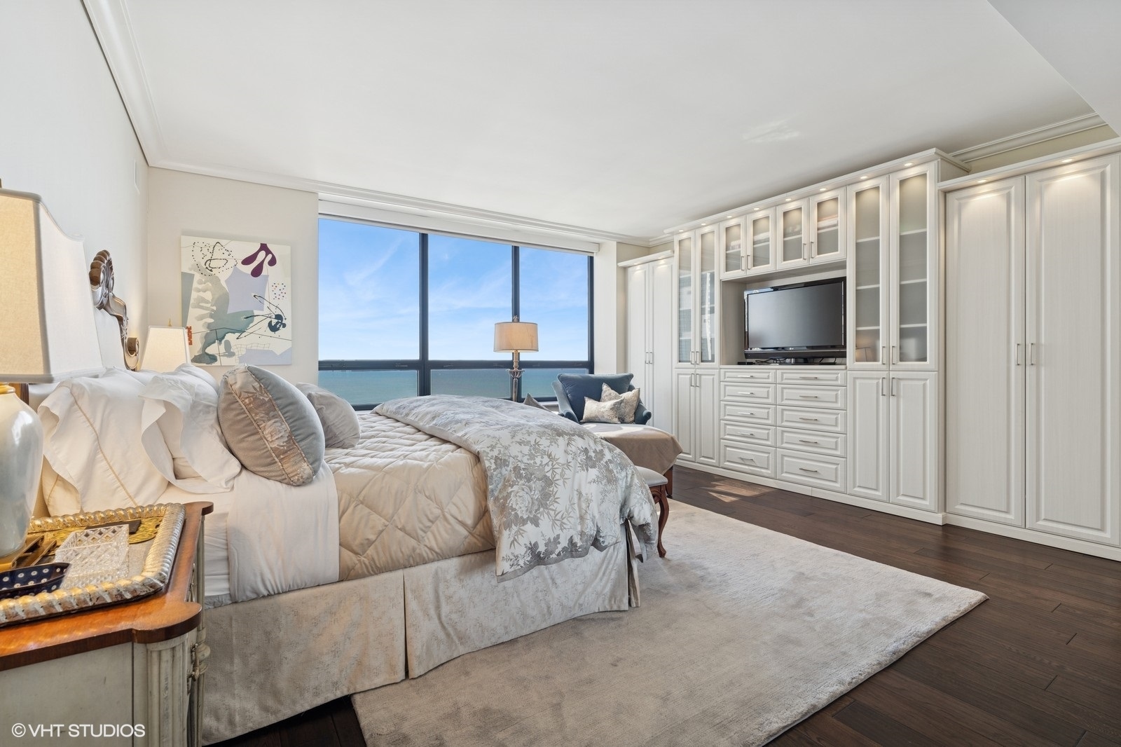 Chicago, Illinois, 60611, United States, 3 Bedrooms Bedrooms, ,3 BathroomsBathrooms,Residential,For Sale,1941703