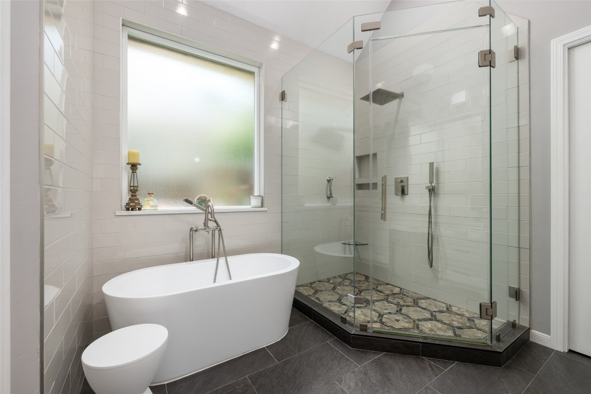Round Rock, Texas, 78681, United States, 4 Bedrooms Bedrooms, ,4 BathroomsBathrooms,Residential,For Sale,1850067