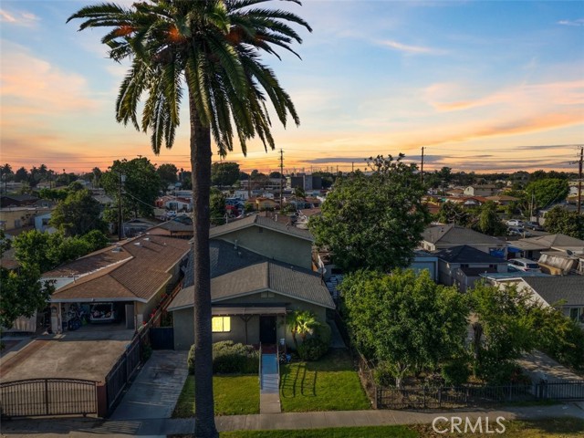 Los Angeles, California, 90003, United States, 3 Bedrooms Bedrooms, ,Residential,For Sale,1977735