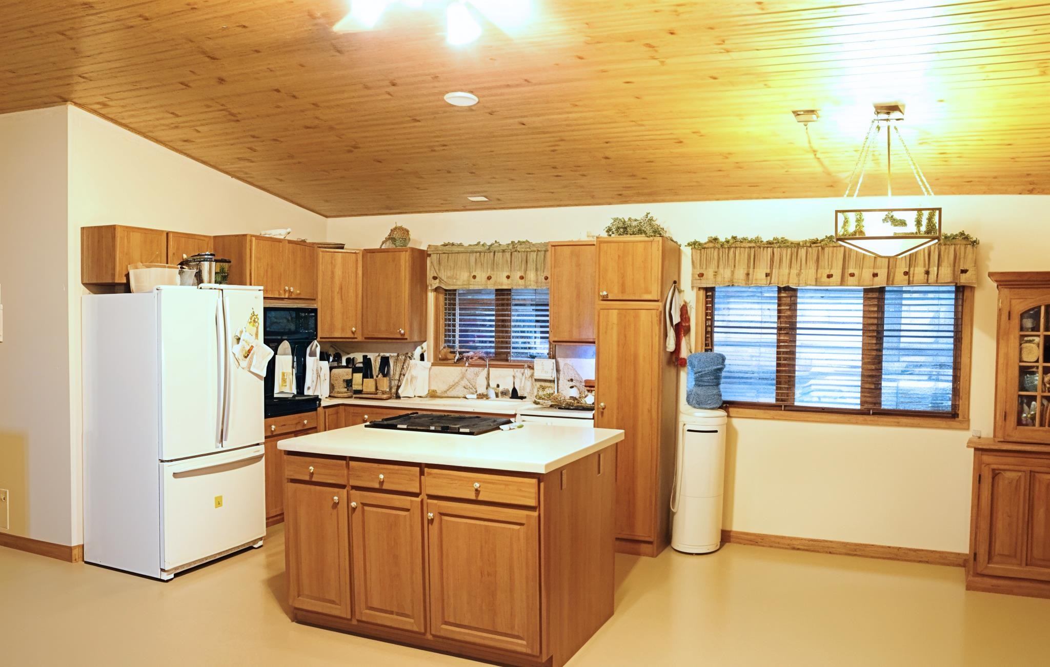 Arkdale, Wisconsin, 54613, United States, 4 Bedrooms Bedrooms, ,3 BathroomsBathrooms,Residential,For Sale,1749547