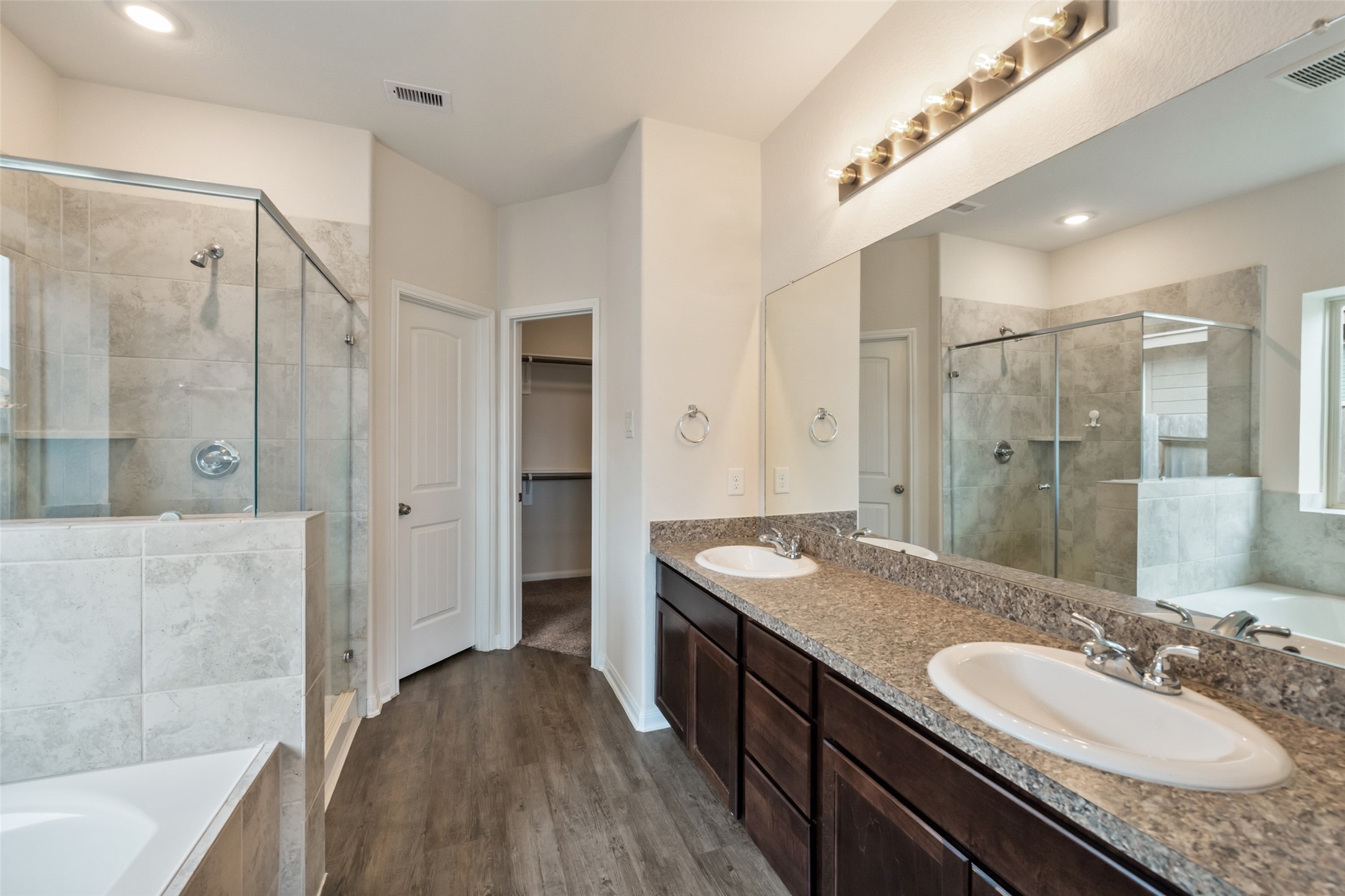  3626 Karissa Road - 物件實景