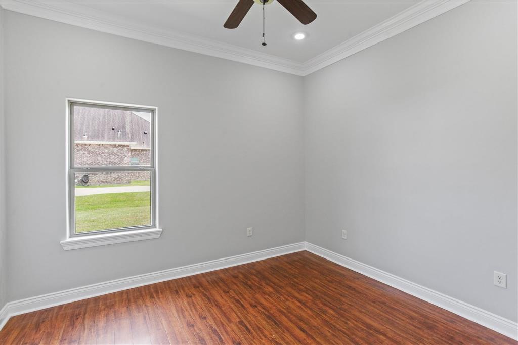 Sulphur, Louisiana, 70663, United States, 4 Bedrooms Bedrooms, ,4 BathroomsBathrooms,Residential,For Sale,1977800