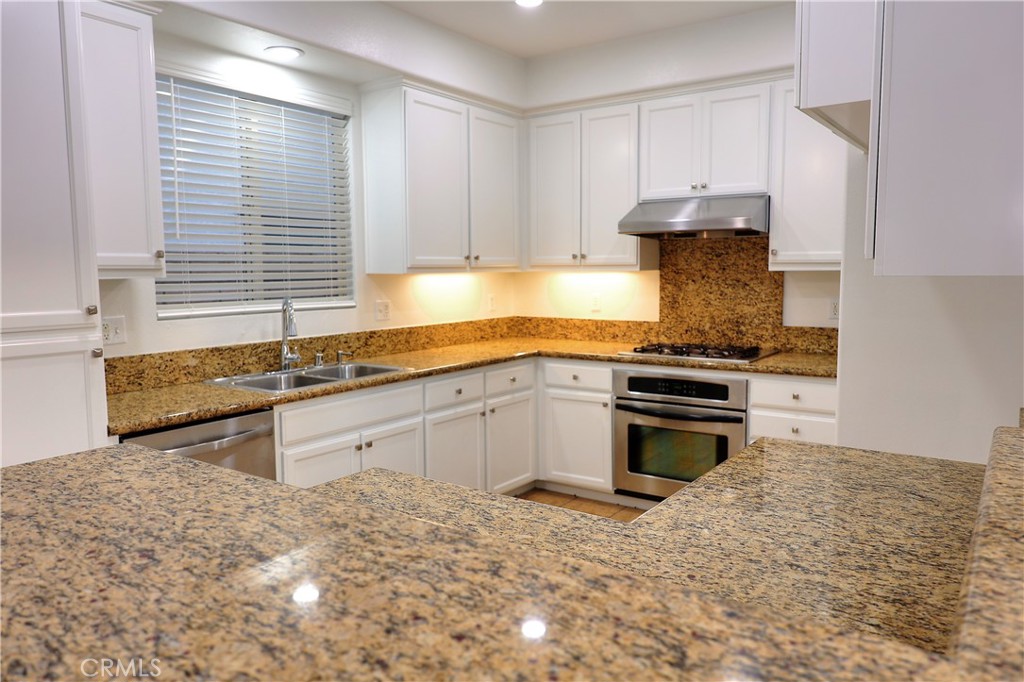 Corona, California, 92878, United States, 4 Bedrooms Bedrooms, ,3 BathroomsBathrooms,Residential,For Sale,2002963