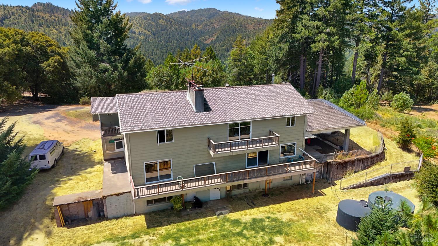 Willits, California, 95490, United States, 8 Bedrooms Bedrooms, ,4 BathroomsBathrooms,Residential,For Sale,1900763