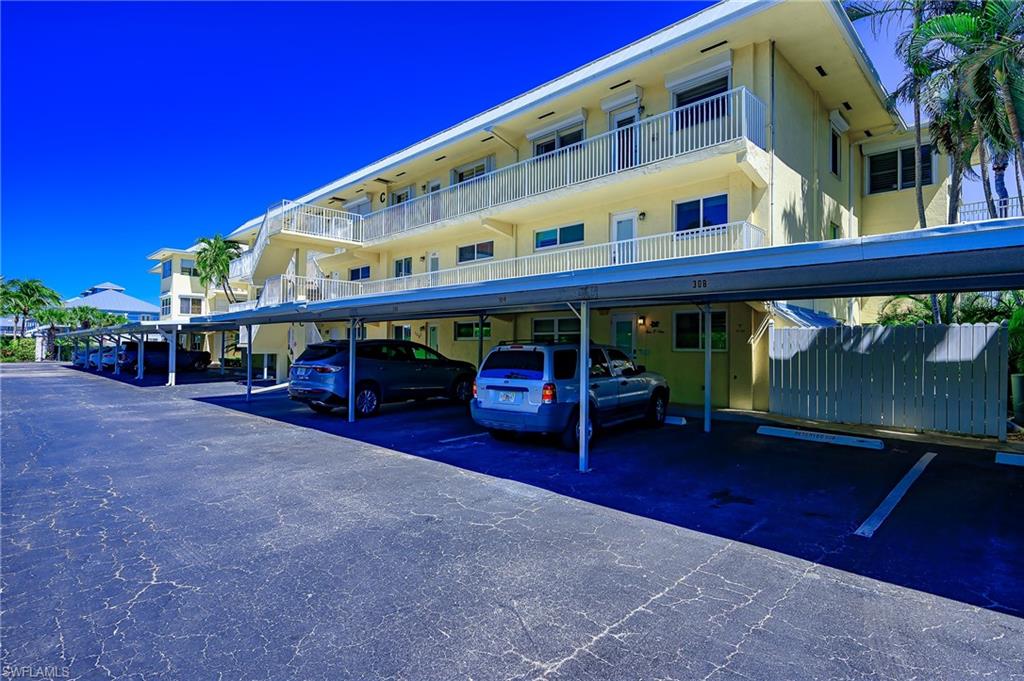 Naples, Florida, 34102, United States, 2 Bedrooms Bedrooms, ,2 BathroomsBathrooms,Residential,For Sale,1867341