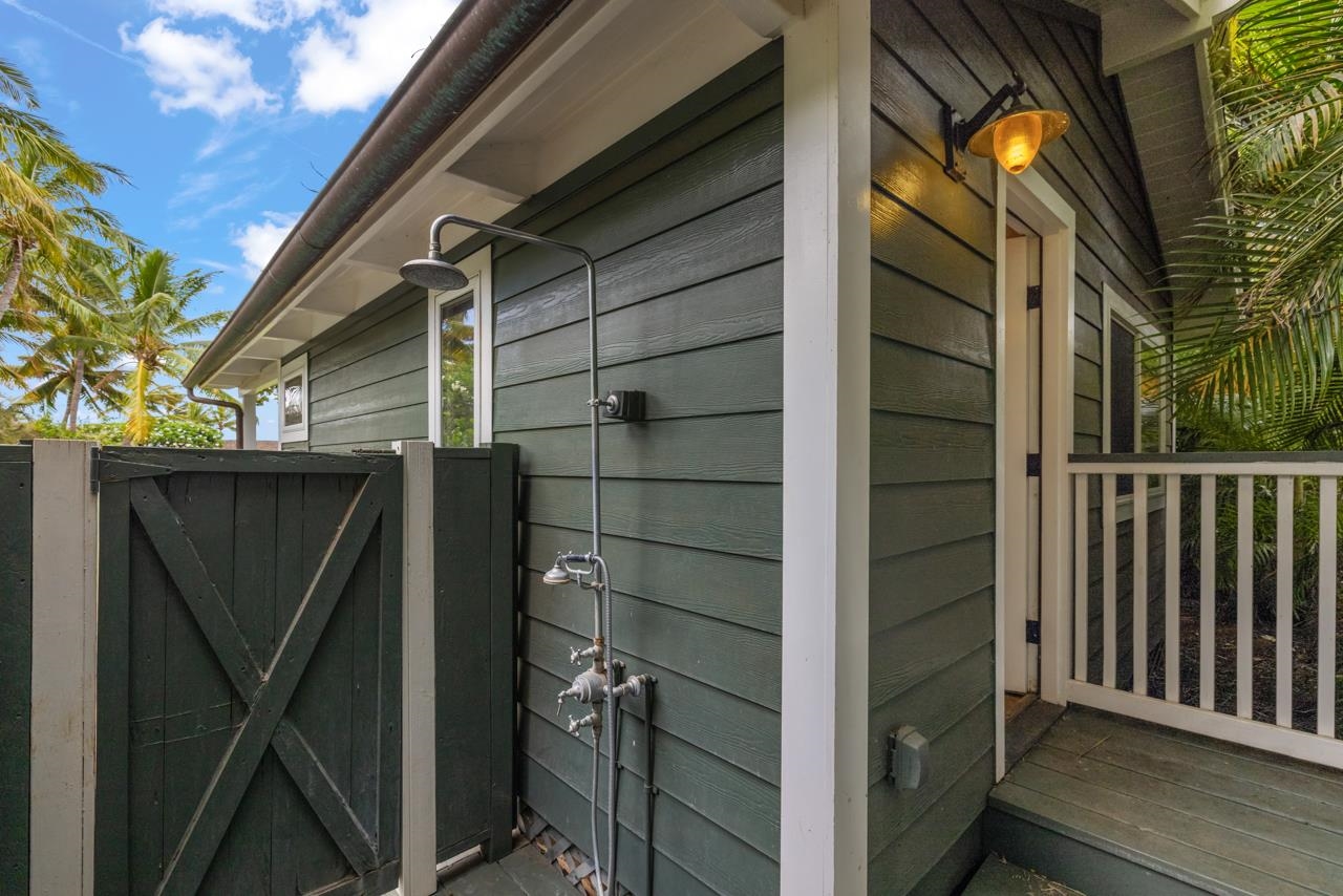 Wailuku, Hawaii, 96793, United States, 2 Bedrooms Bedrooms, ,3 BathroomsBathrooms,Residential,For Sale,1924877