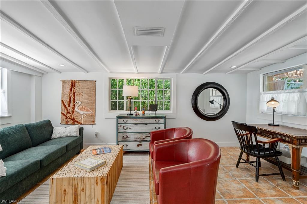 Fort Myers, Florida, 33901, United States, 3 Bedrooms Bedrooms, ,3 BathroomsBathrooms,Residential,For Sale,1991047