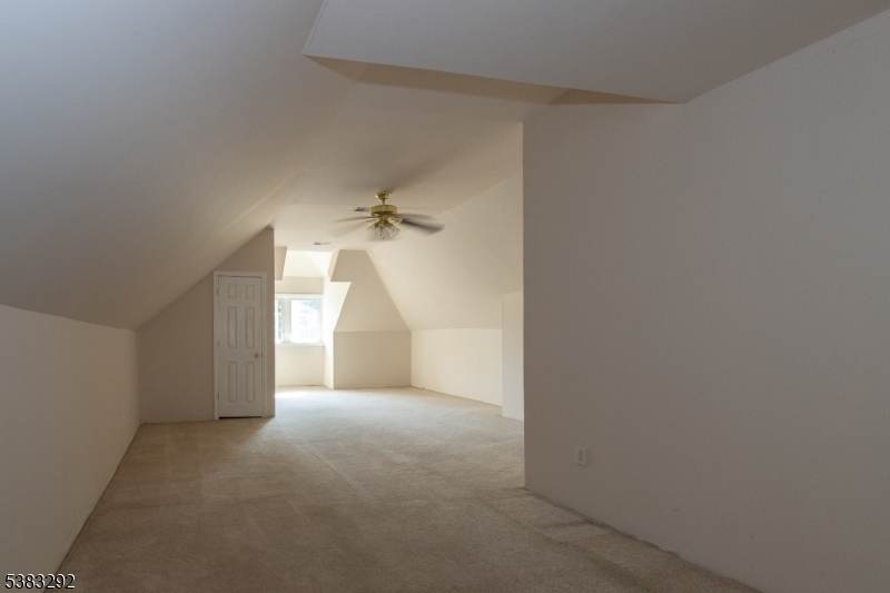 Roselle Park Boro, New Jersey, 07204, United States, 4 Bedrooms Bedrooms, ,1 BathroomBathrooms,Residential,For Sale,1941896