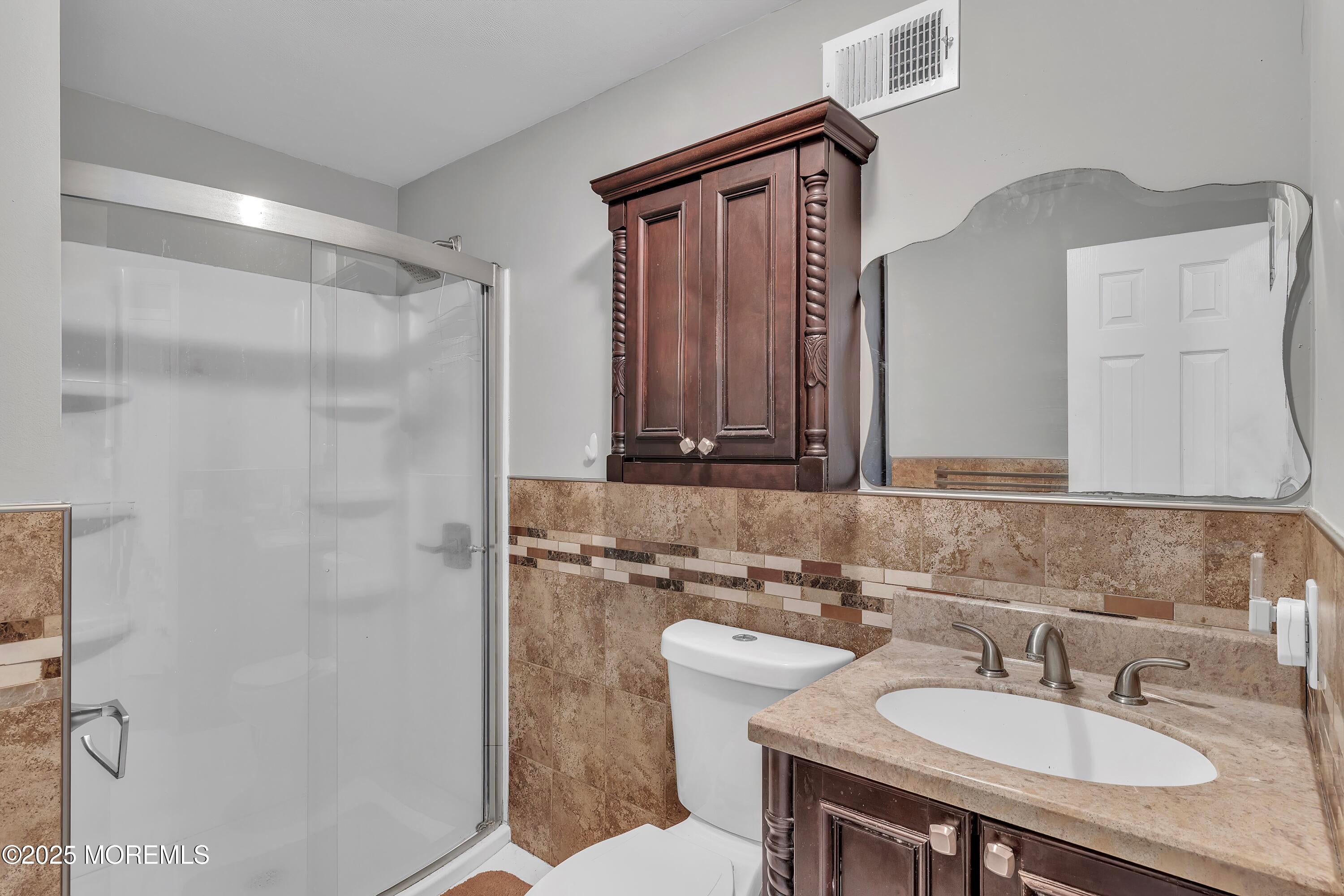 Toms River, New Jersey, 08753, United States, 5 Bedrooms Bedrooms, ,2 BathroomsBathrooms,Residential,For Sale,1996778