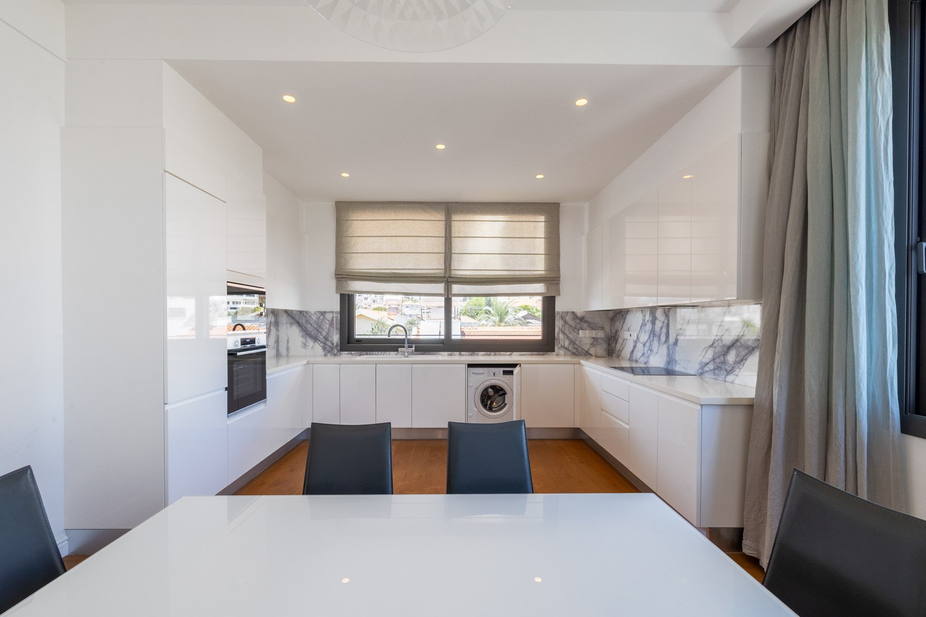  Furnished 3-Bedroom Duplex in a Gated Complex in Germasogeia, Limassol - 物件實景