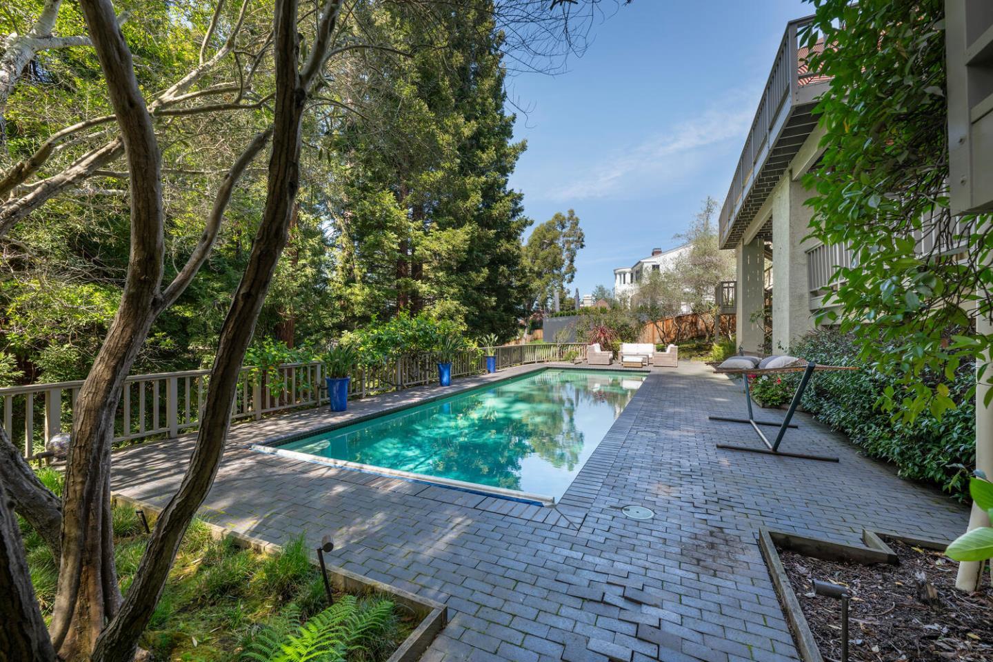 Hillsborough, California, 94010, United States, 4 Bedrooms Bedrooms, ,6 BathroomsBathrooms,Residential,For Sale,1941061