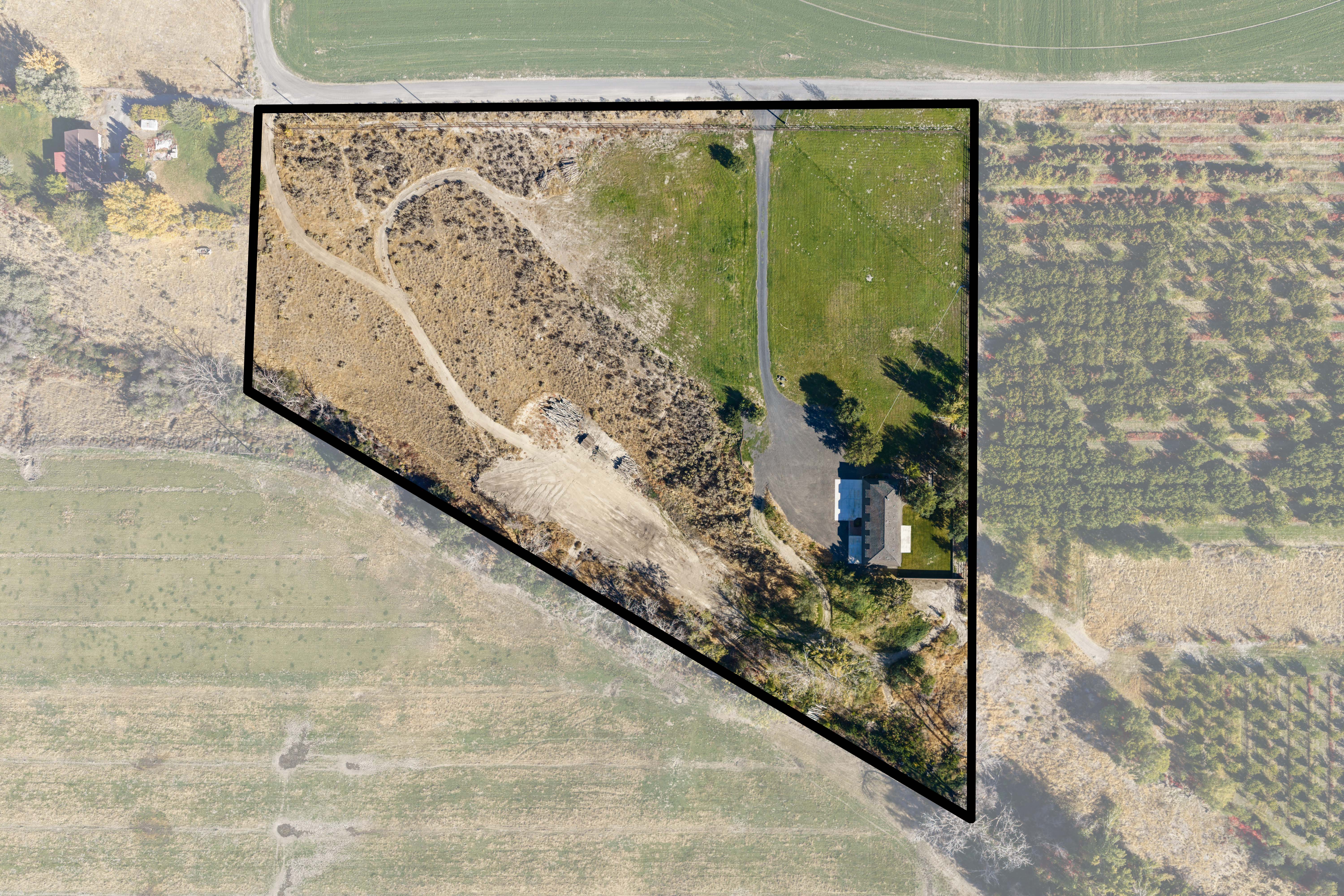  7.14 Acres With Room To Make It Your Own - 物件實景