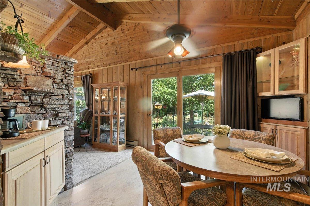 Boise, Idaho, 83706, United States, 3 Bedrooms Bedrooms, ,Residential,For Sale,2002231