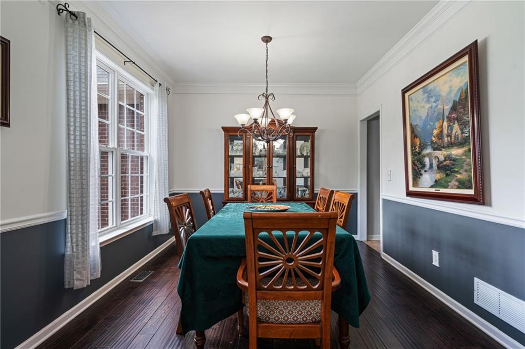 Buford, Georgia, 30518, United States, 6 Bedrooms Bedrooms, ,4 BathroomsBathrooms,Residential,For Sale,1979602