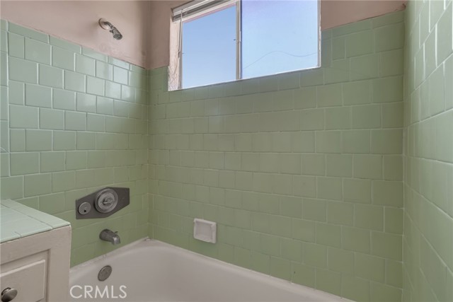 Bell Gardens, California, 90201, United States, 6 Bedrooms Bedrooms, ,Residential,For Sale,2009739