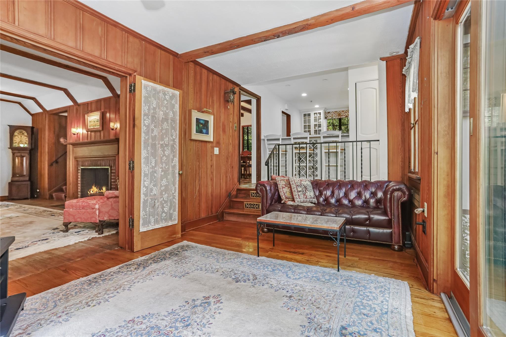 Pleasantville, New York, 10570, United States, 4 Bedrooms Bedrooms, ,4 BathroomsBathrooms,Residential,For Sale,1896096