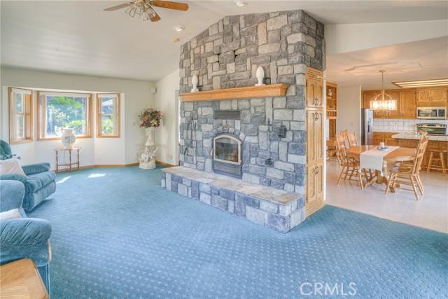 Oroville, California, 95966, United States, 3 Bedrooms Bedrooms, ,3 BathroomsBathrooms,Residential,For Sale,1927814