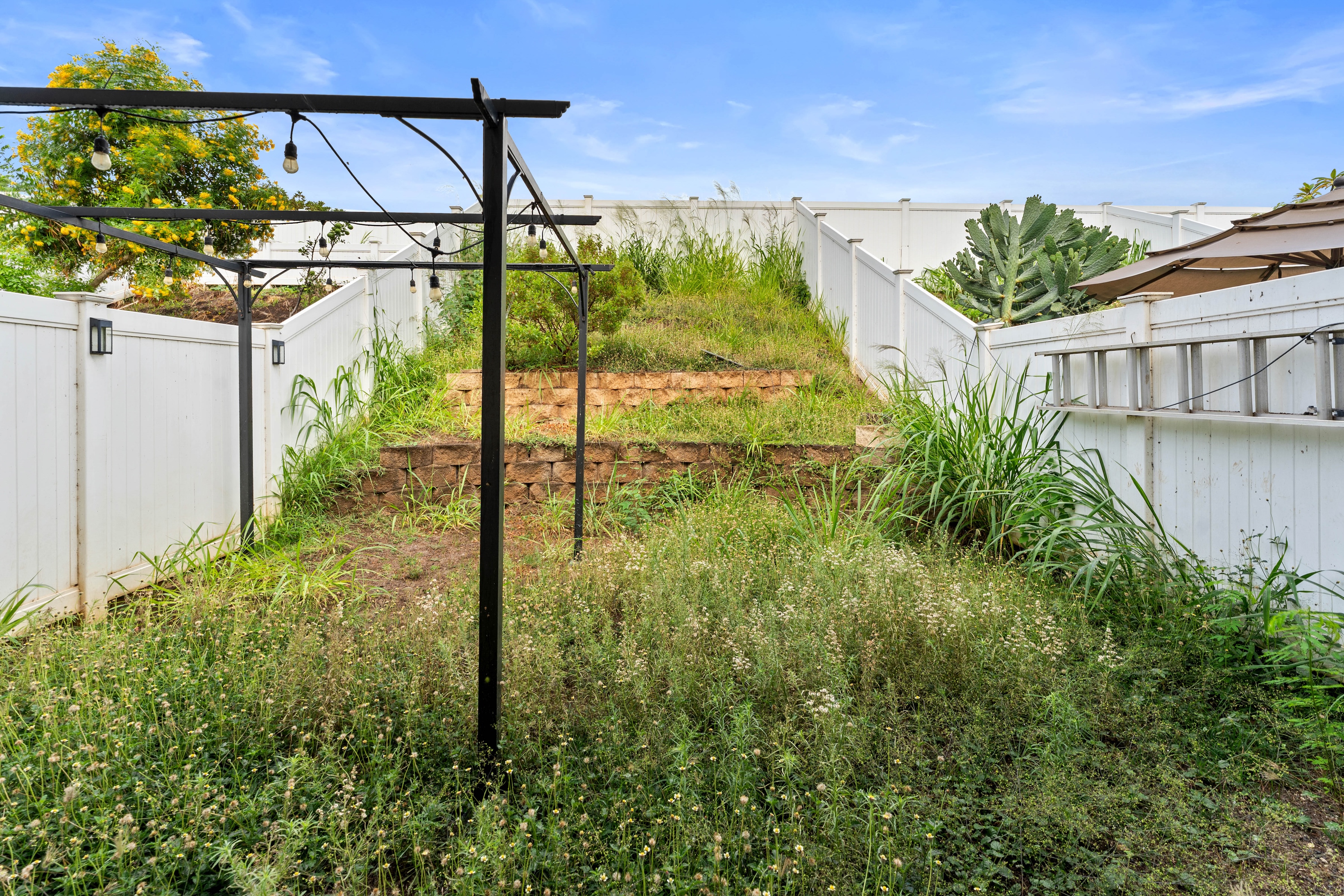 Rare opportunity to own a 2-bedroom, 2.5-bath townhome in Kehalani Gardens - 物件實景