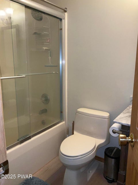 Milford, Pennsylvania, 18337, United States, 3 Bedrooms Bedrooms, ,3 BathroomsBathrooms,Residential,For Sale,1981276