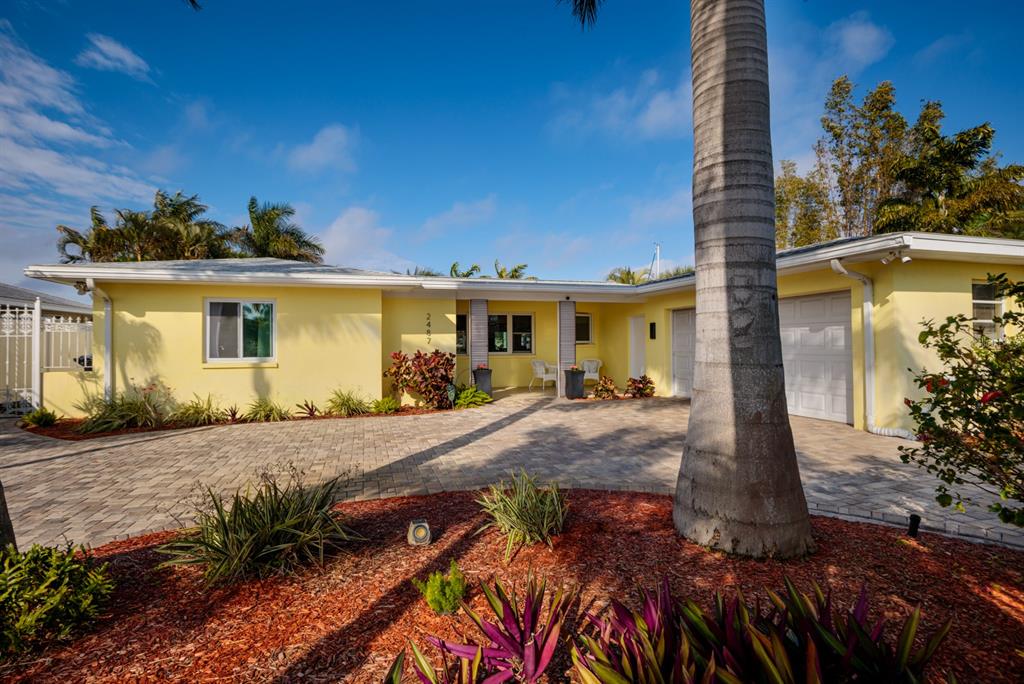 St Petersburg, Florida, 33705, United States, 3 Bedrooms Bedrooms, ,4 BathroomsBathrooms,Residential,For Sale,1793107