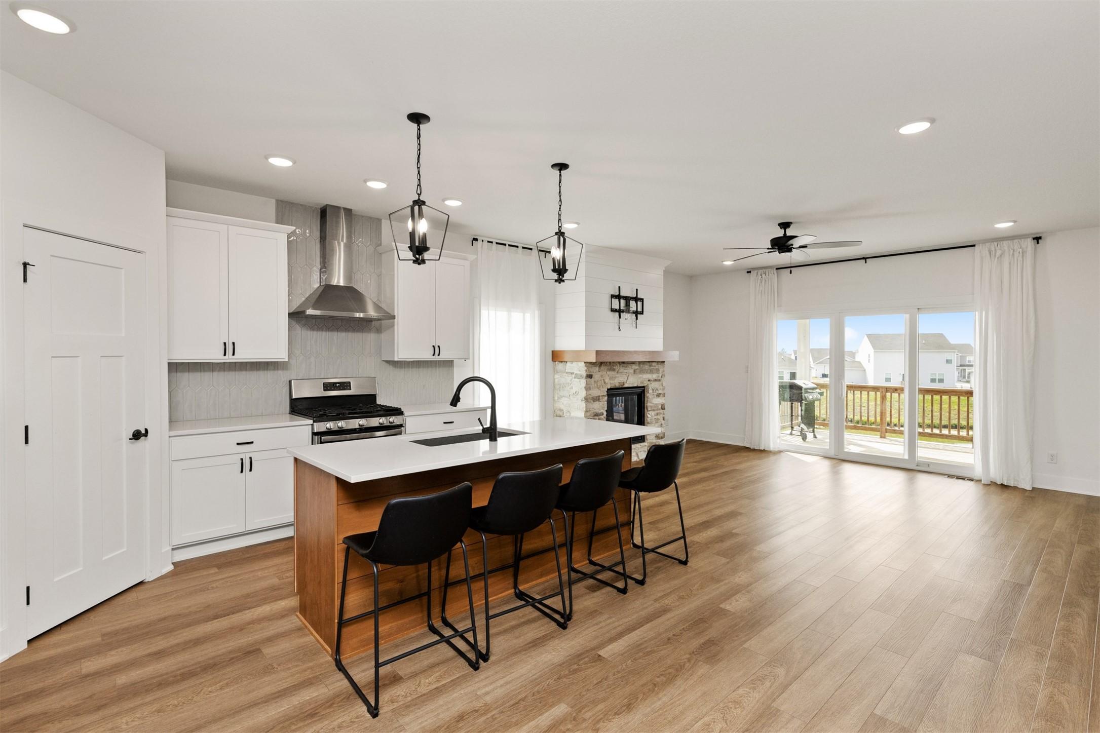 Waukee, Iowa, 50263, United States, 4 Bedrooms Bedrooms, ,3 BathroomsBathrooms,Residential,For Sale,1979913