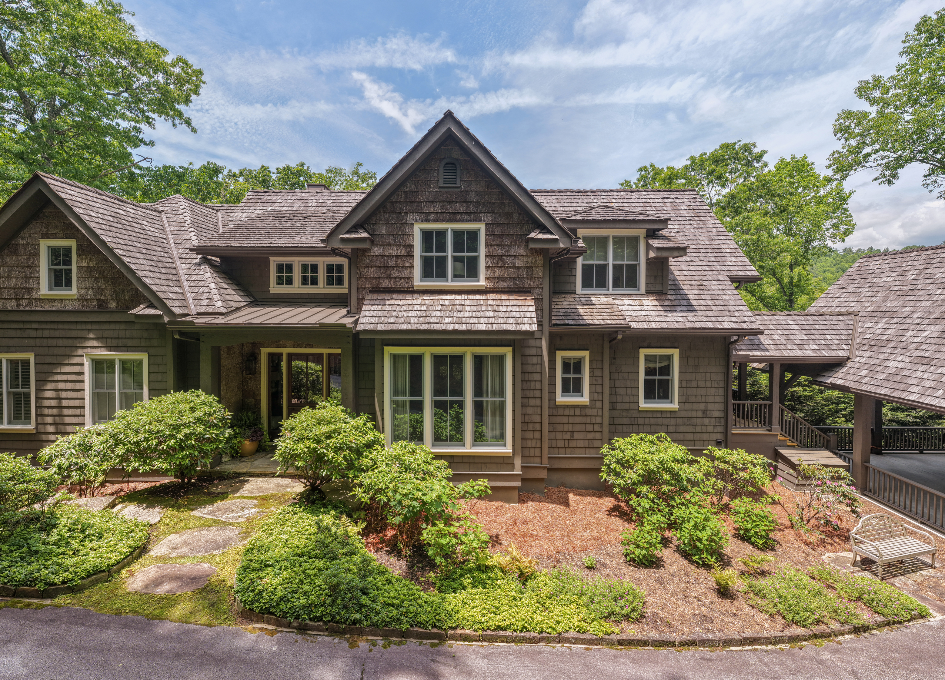  125 Wild Azalea Trail, Wade Hampton Golf Club - 物件實景