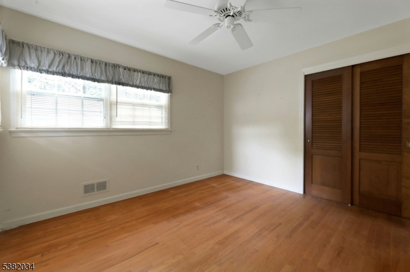 Ridgewood Village, New Jersey, 07450, United States, 3 Bedrooms Bedrooms, ,1 BathroomBathrooms,Residential,For Sale,1940435