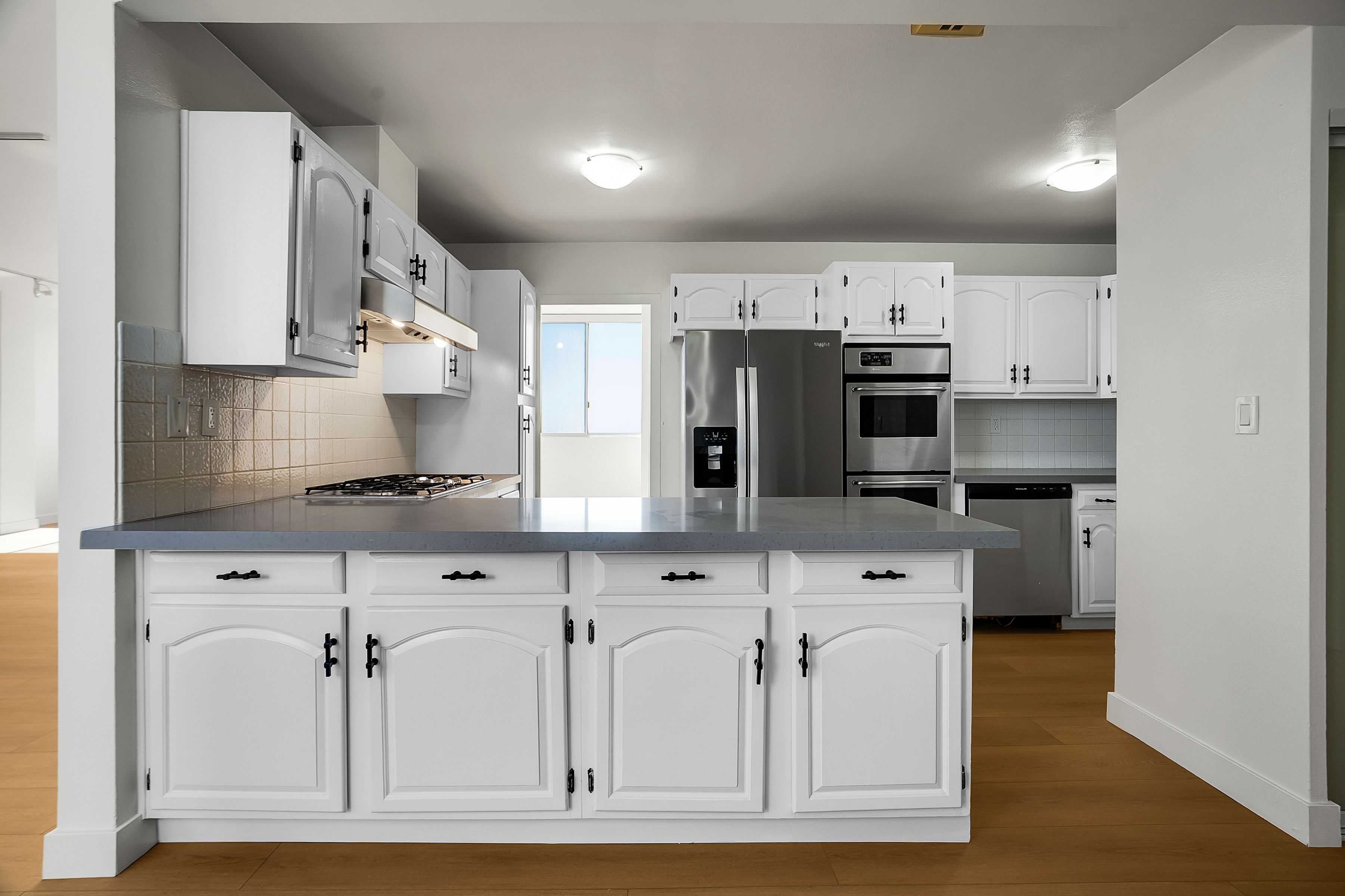  17352 W Sunset Blvd - 物件實景