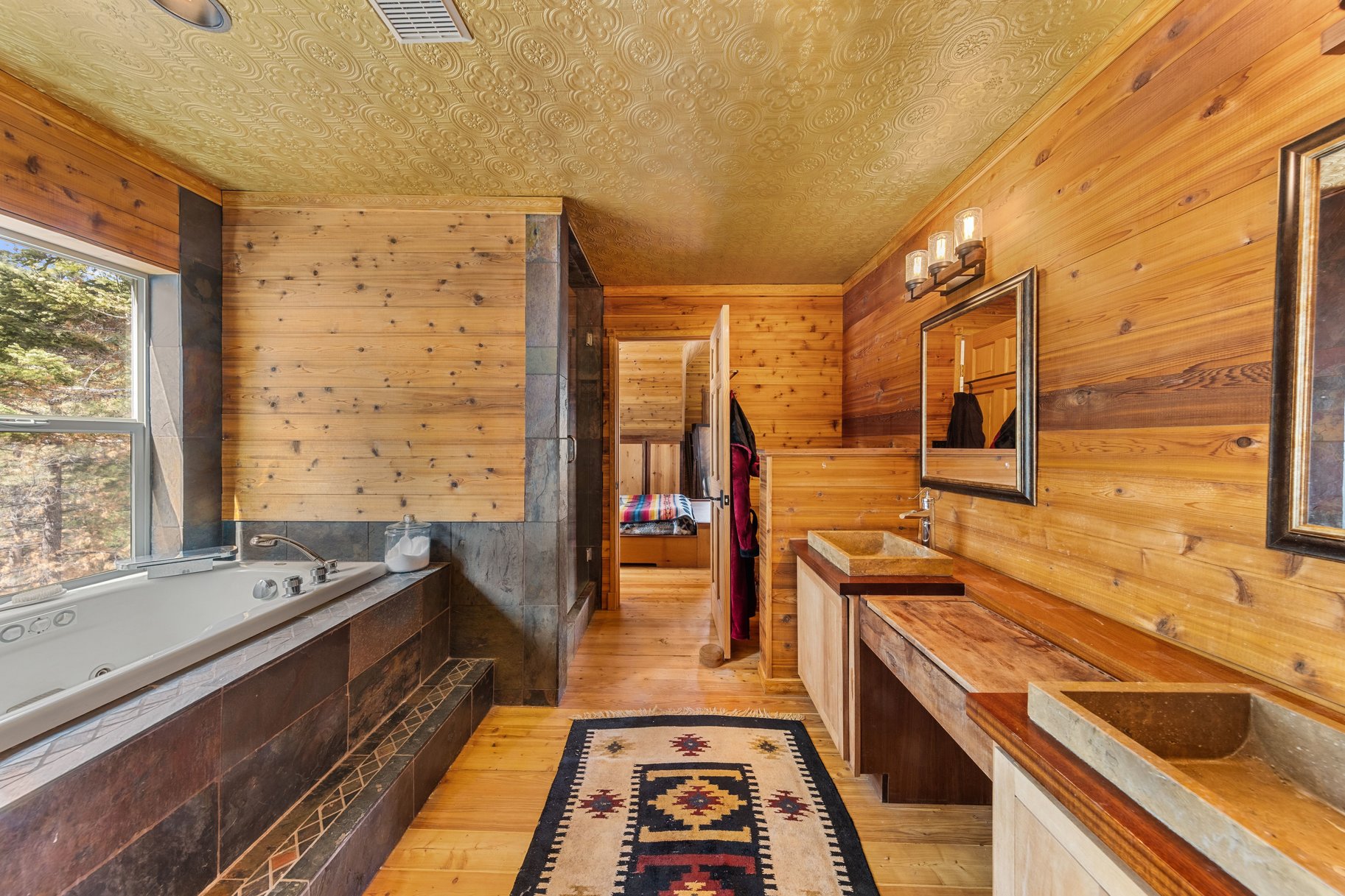  Sierra Sanctuary Lodge on 40 Acres - 物件實景