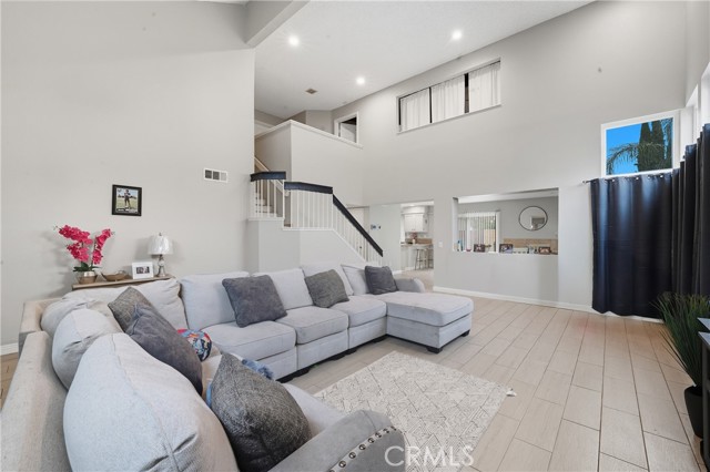 Moreno Valley, California, 92557, United States, 4 Bedrooms Bedrooms, ,3 BathroomsBathrooms,Residential,For Sale,1978485