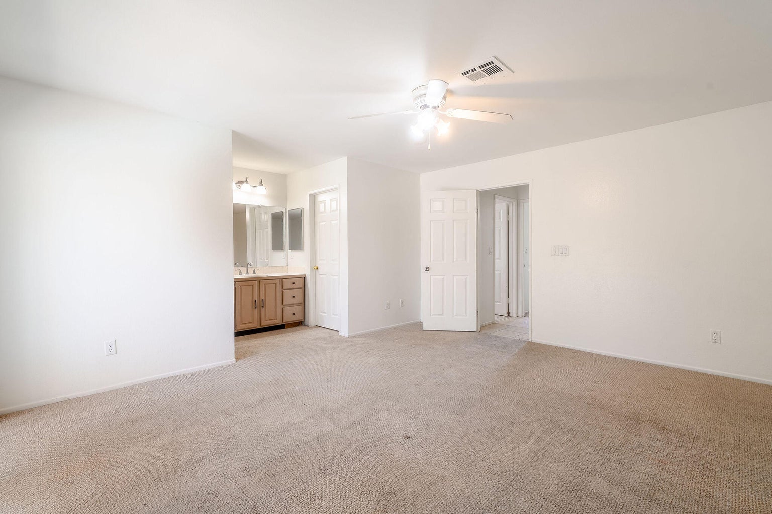 Cathedral City, California, 92234, United States, 3 Bedrooms Bedrooms, ,2 BathroomsBathrooms,Residential,For Sale,1975039