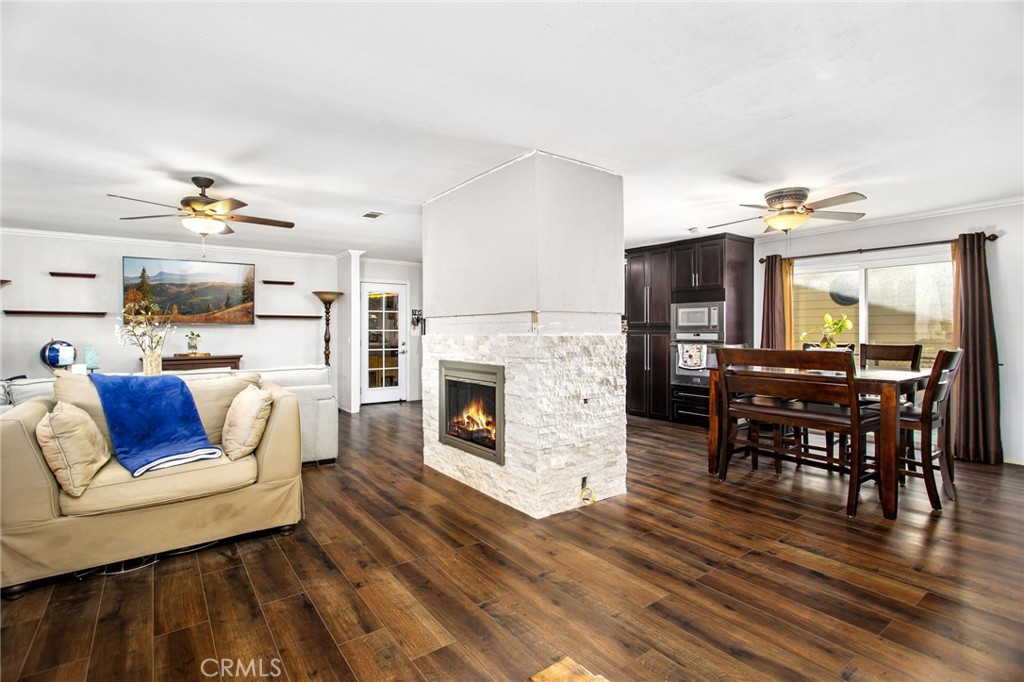 Escondido, California, 92025, United States, 3 Bedrooms Bedrooms, ,2 BathroomsBathrooms,Residential,For Sale,2006429