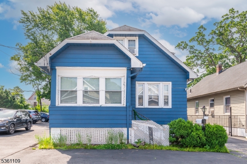 Prospect Park Boro, New Jersey, 07508-1904, United States, 5 Bedrooms Bedrooms, ,3 BathroomsBathrooms,Residential,For Sale,1879687
