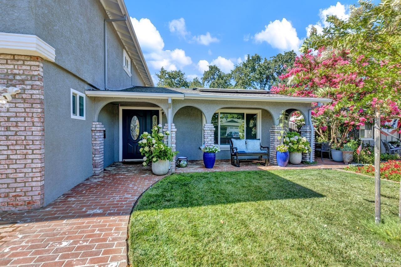 Vacaville, California, 95688, United States, 4 Bedrooms Bedrooms, ,3 BathroomsBathrooms,Residential,For Sale,1900587