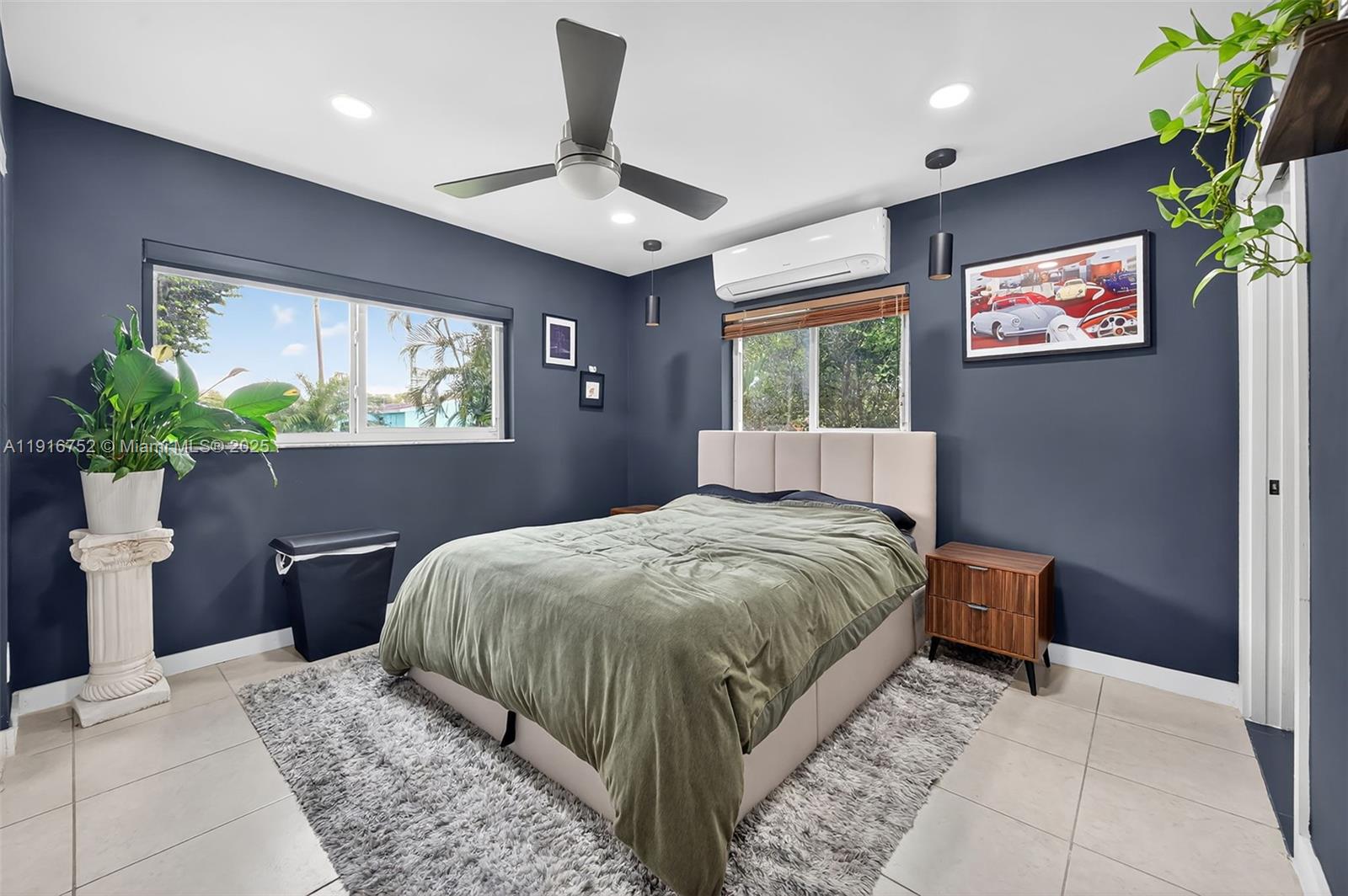 Hollywood, Florida, 33024, United States, 3 Bedrooms Bedrooms, ,2 BathroomsBathrooms,Residential,For Sale,1995844