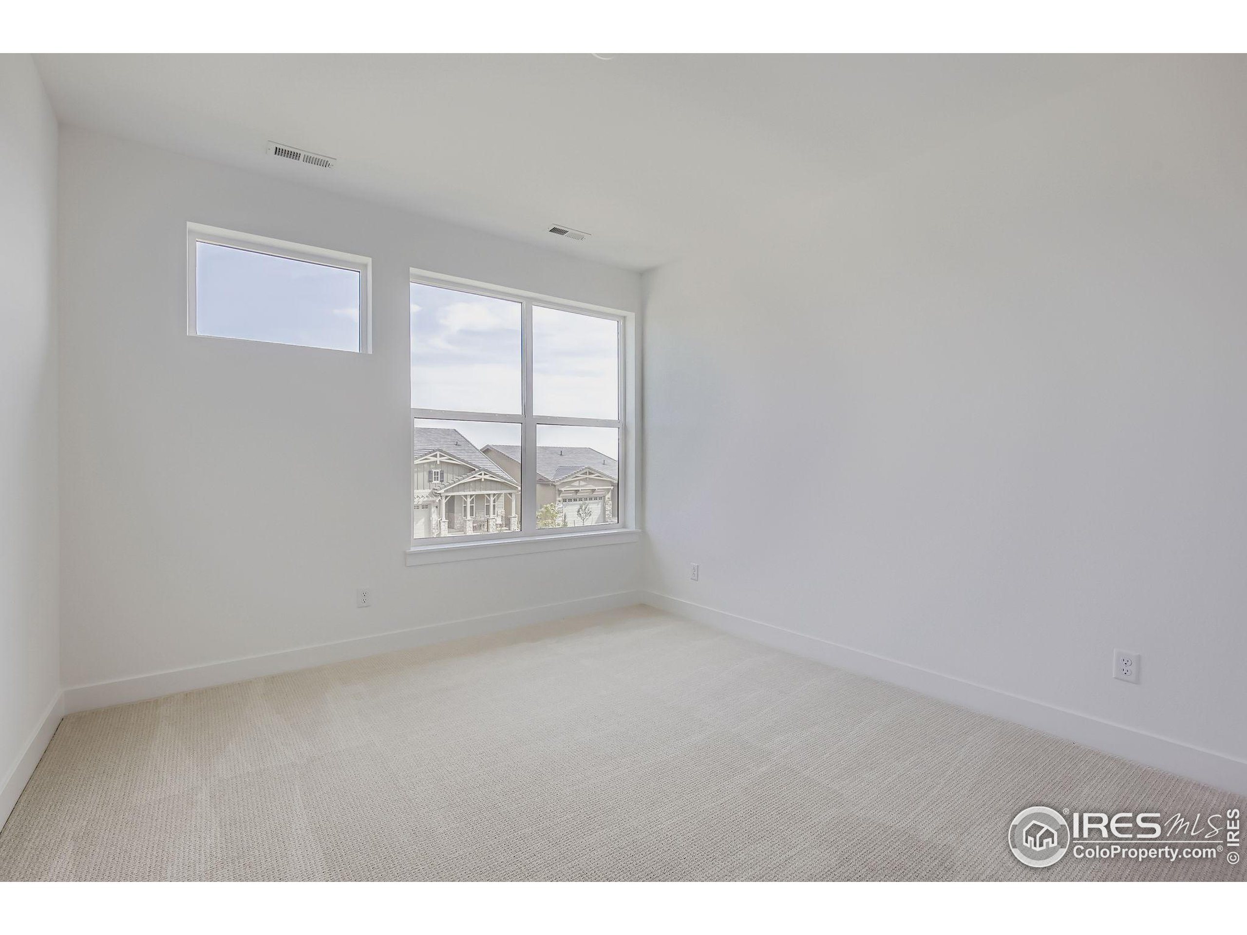 Berthoud, Colorado, 80513, United States, 3 Bedrooms Bedrooms, ,3 BathroomsBathrooms,Residential,For Sale,1826688