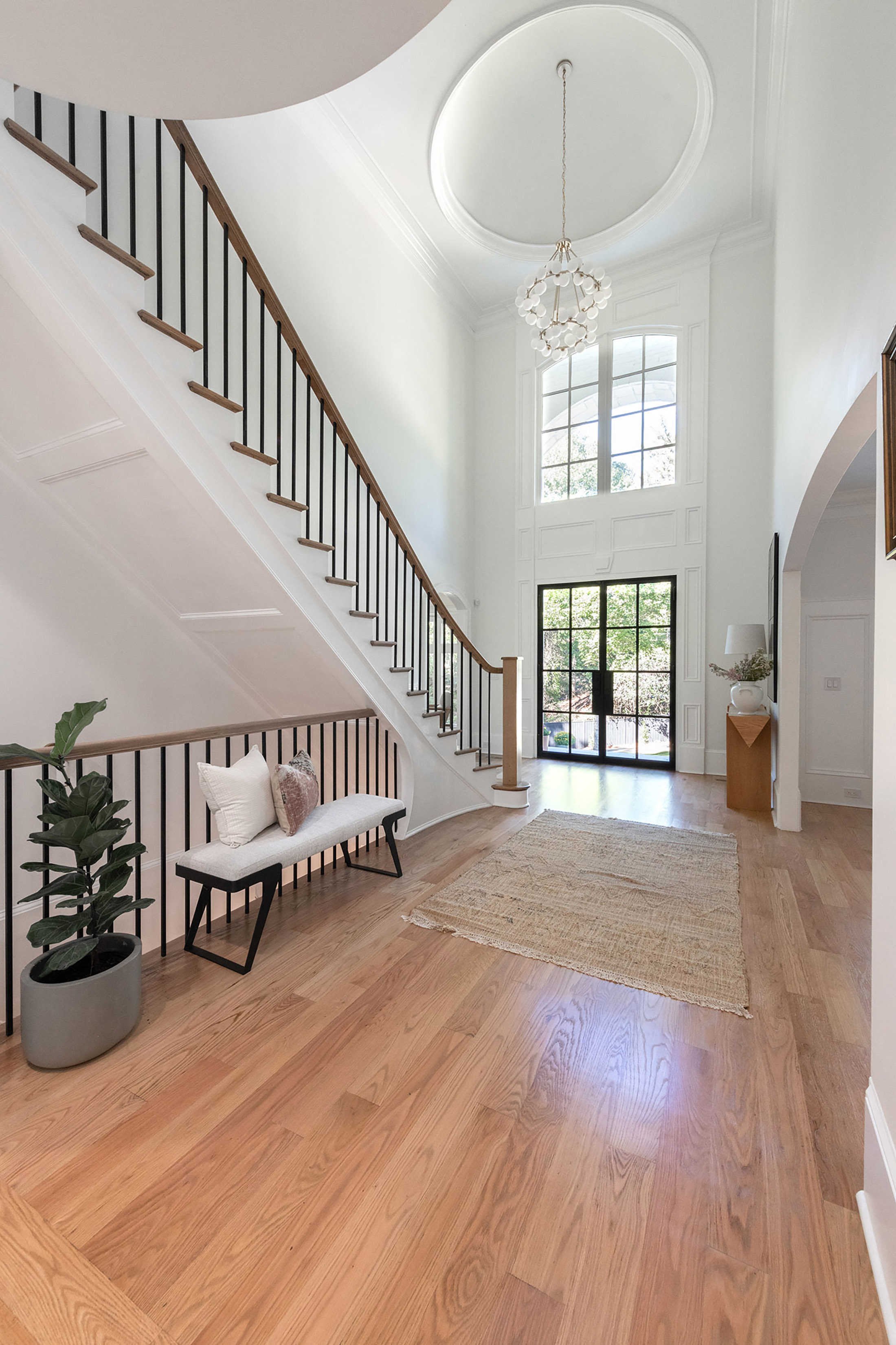  Exceptional Estate Combines Modern Luxury and Timeless Elegance - 物件實景