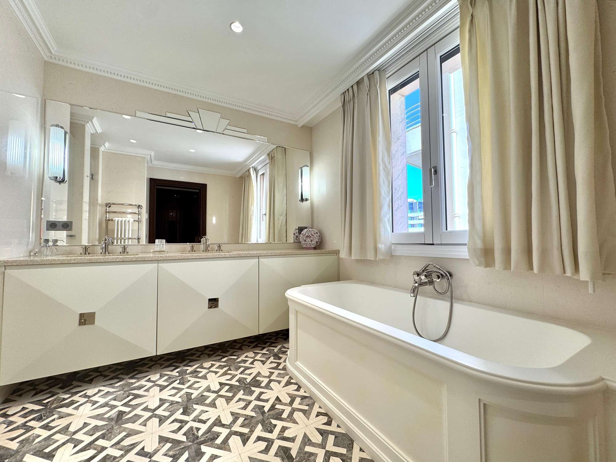  Villa de Rome, Luxury family apartment with sea views - 物件實景