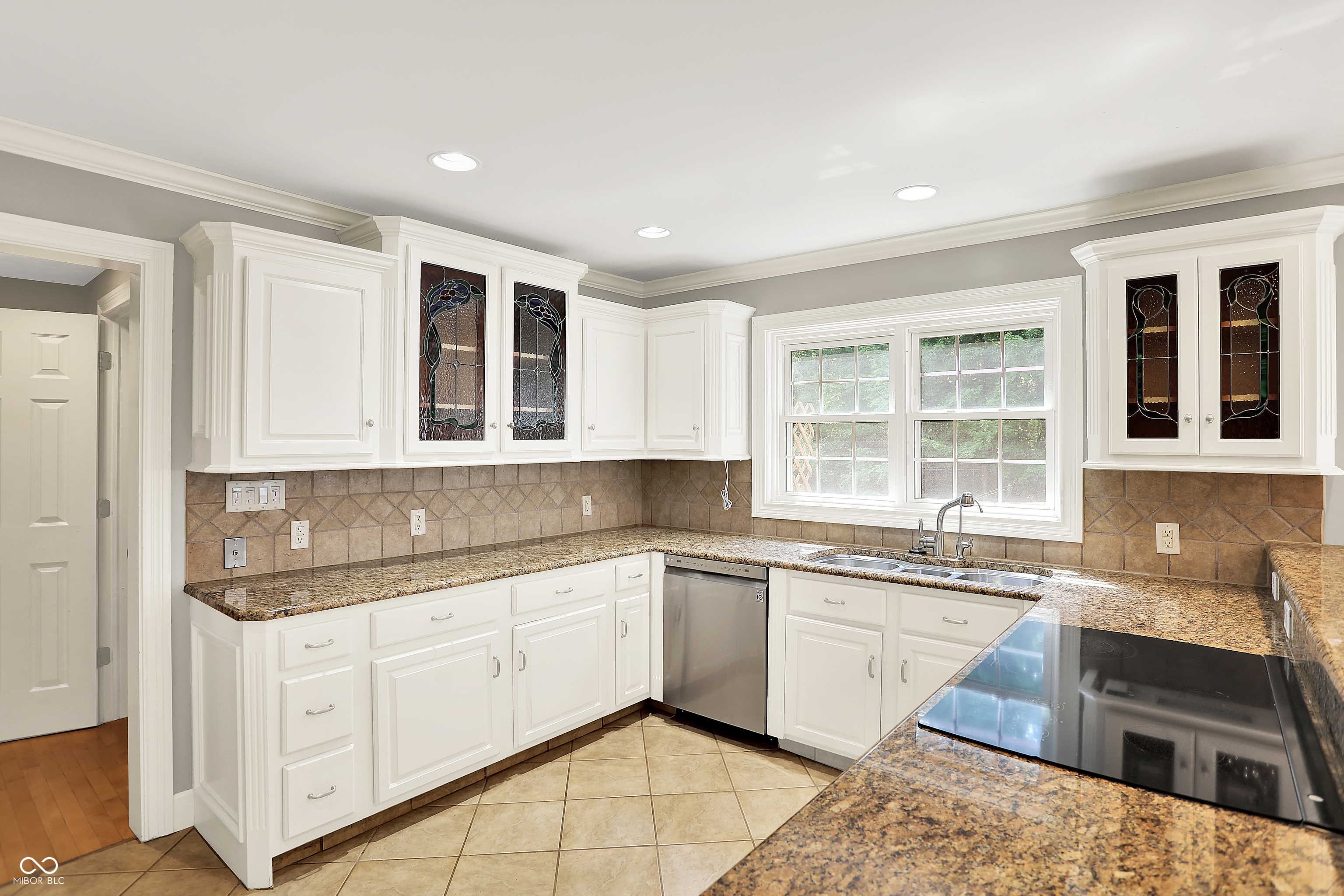 Carmel, Indiana, 46290, United States, 5 Bedrooms Bedrooms, ,4 BathroomsBathrooms,Residential,For Sale,1920865