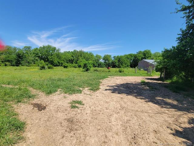 Eufaula, Oklahoma, 74432, United States, ,Residential,For Sale,1823392