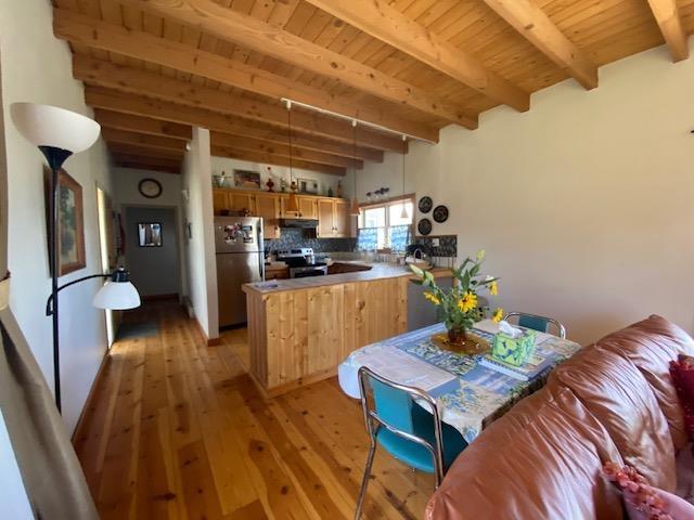Taos, New Mexico, 87571, United States, 2 Bedrooms Bedrooms, ,1 BathroomBathrooms,Residential,For Sale,1939031